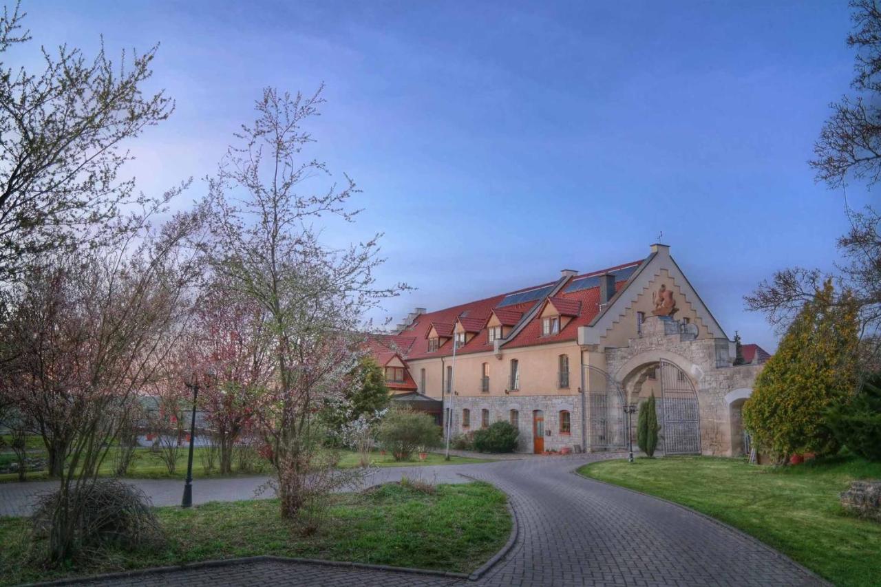 Hotel Und Restaurant Rittergut Kreipitzsch Наумбург Экстерьер фото