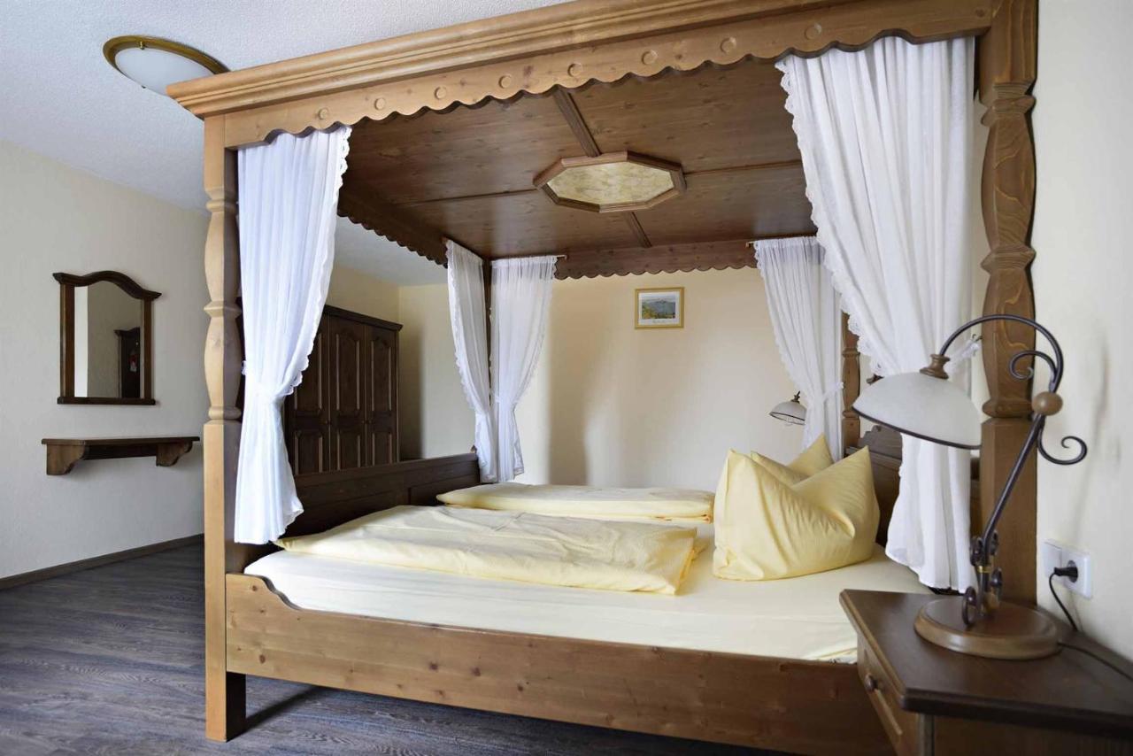 Hotel Und Restaurant Rittergut Kreipitzsch Наумбург Экстерьер фото