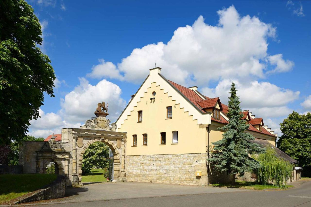 Hotel Und Restaurant Rittergut Kreipitzsch Наумбург Экстерьер фото